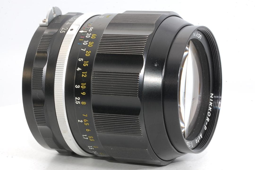 美品 ニコン　NIKKOR-P 105 2.5