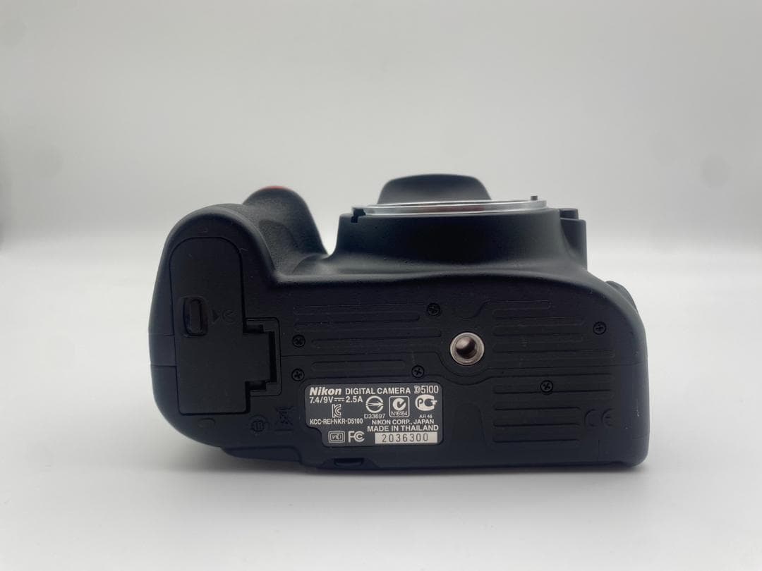 【専用】S約4,000回！Nikon D5100★55mm-200mmレンズ