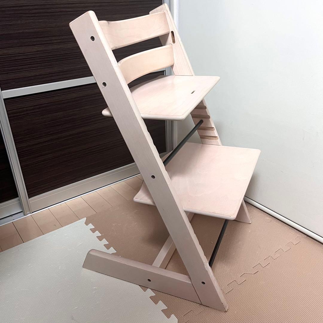 【新型ベビーセット付き】シリアル4　ストッケ トリップトラップホワイトウォッシュ