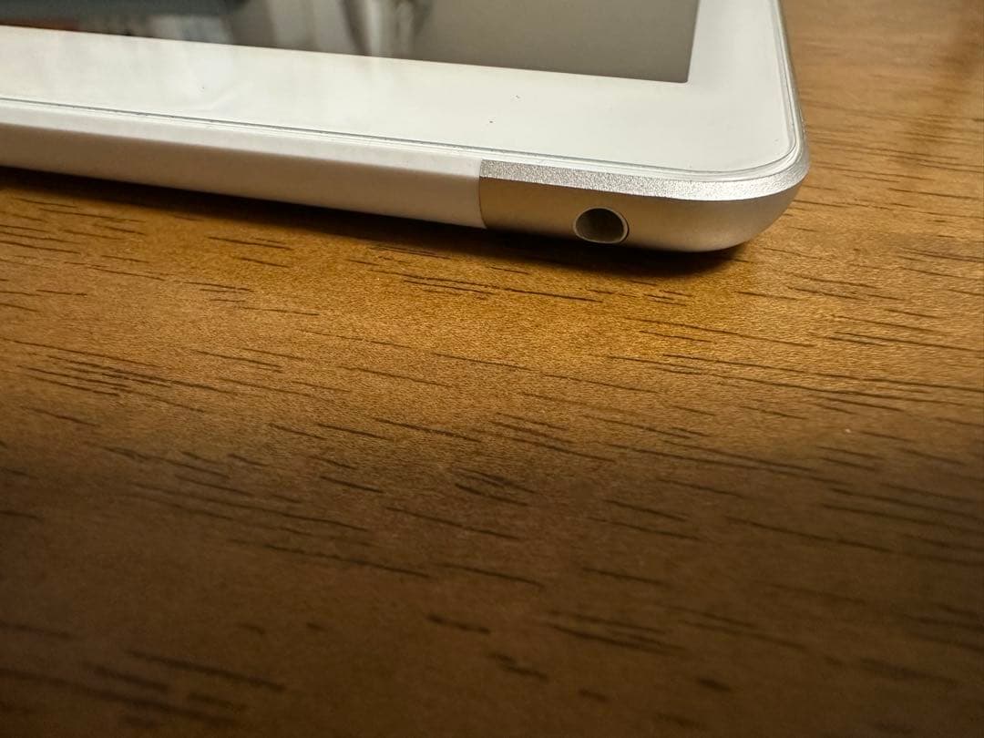Apple iPad 第6世代 セルラー 128GB