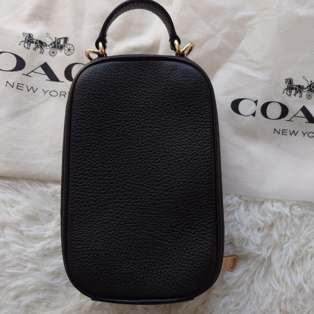 ✨COACH ✨ブラックレザースマホショルダーバックツーウェイ　新品未使用‼️