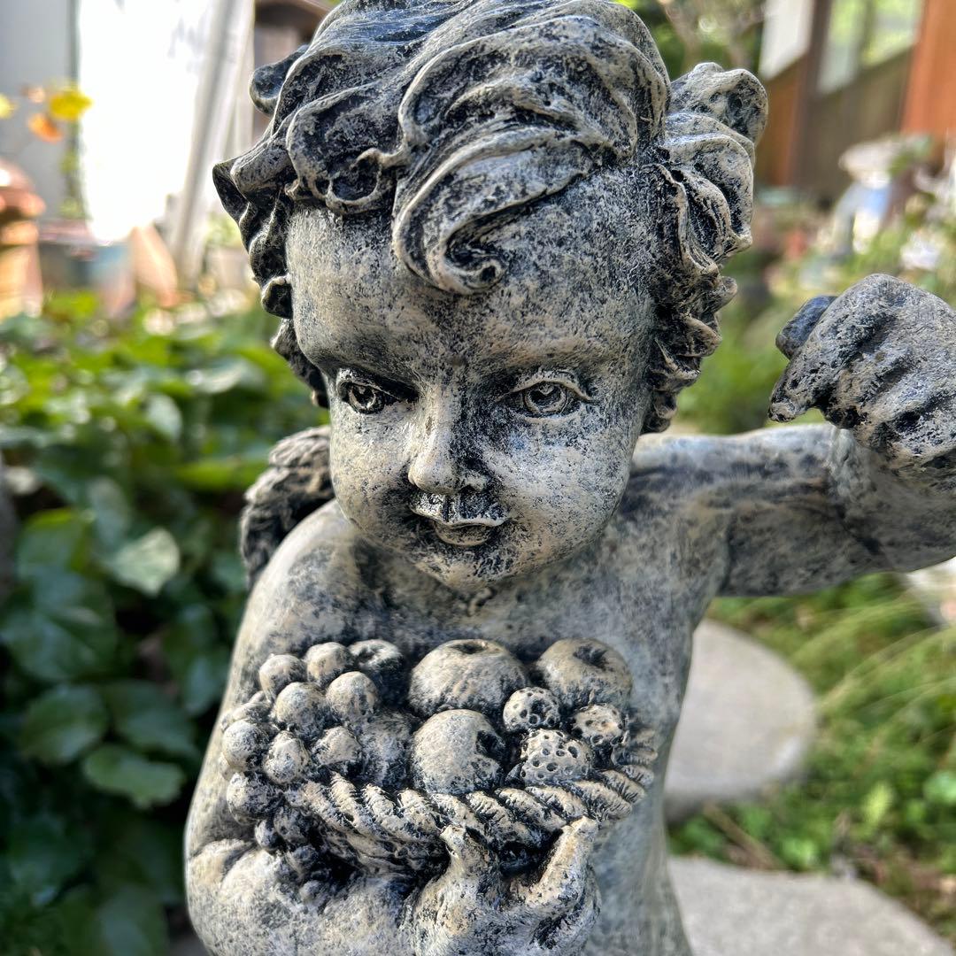 大型ガーデンオーナメント　オブジェ　元気なケルビム　新品未使用保管品