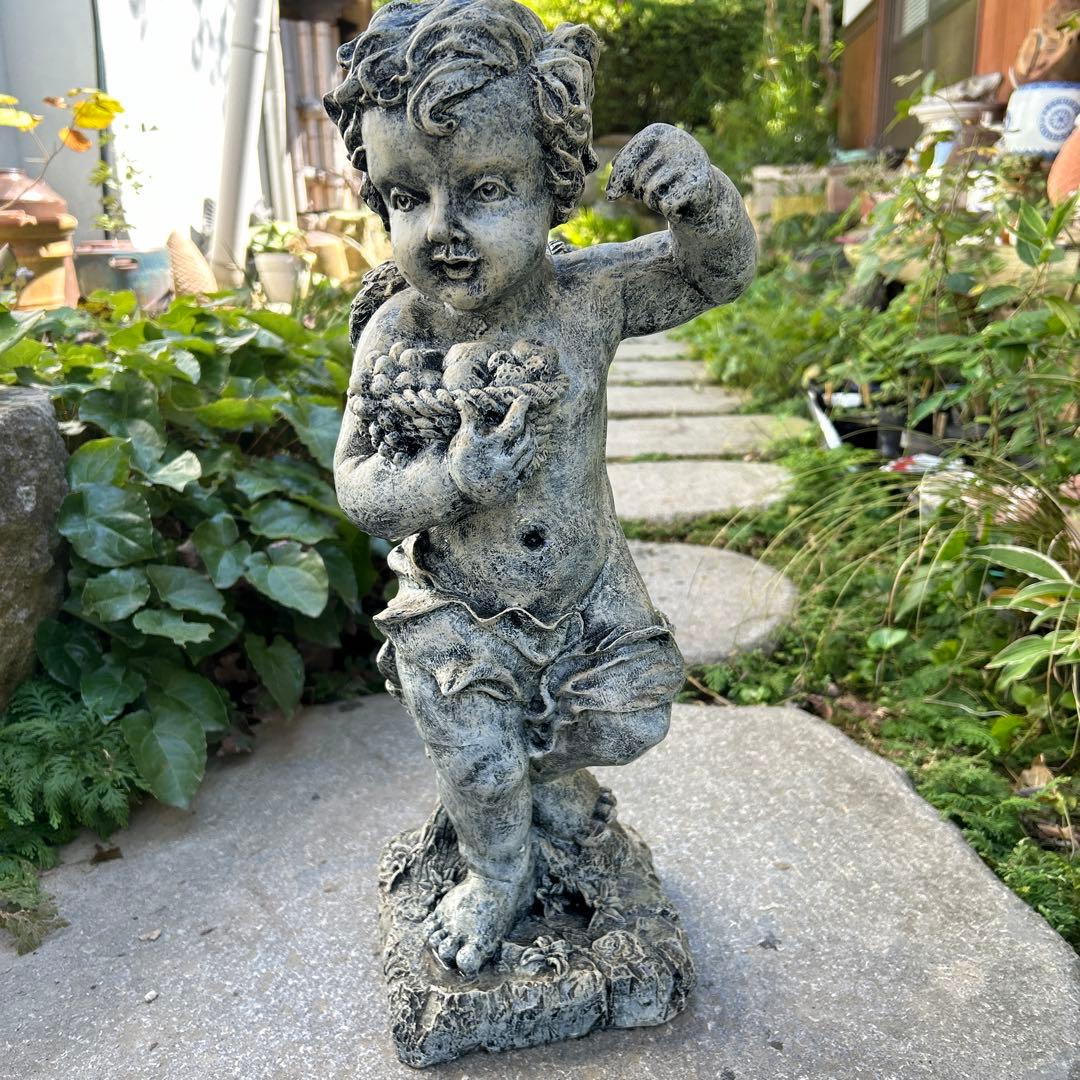 大型ガーデンオーナメント　オブジェ　元気なケルビム　新品未使用保管品
