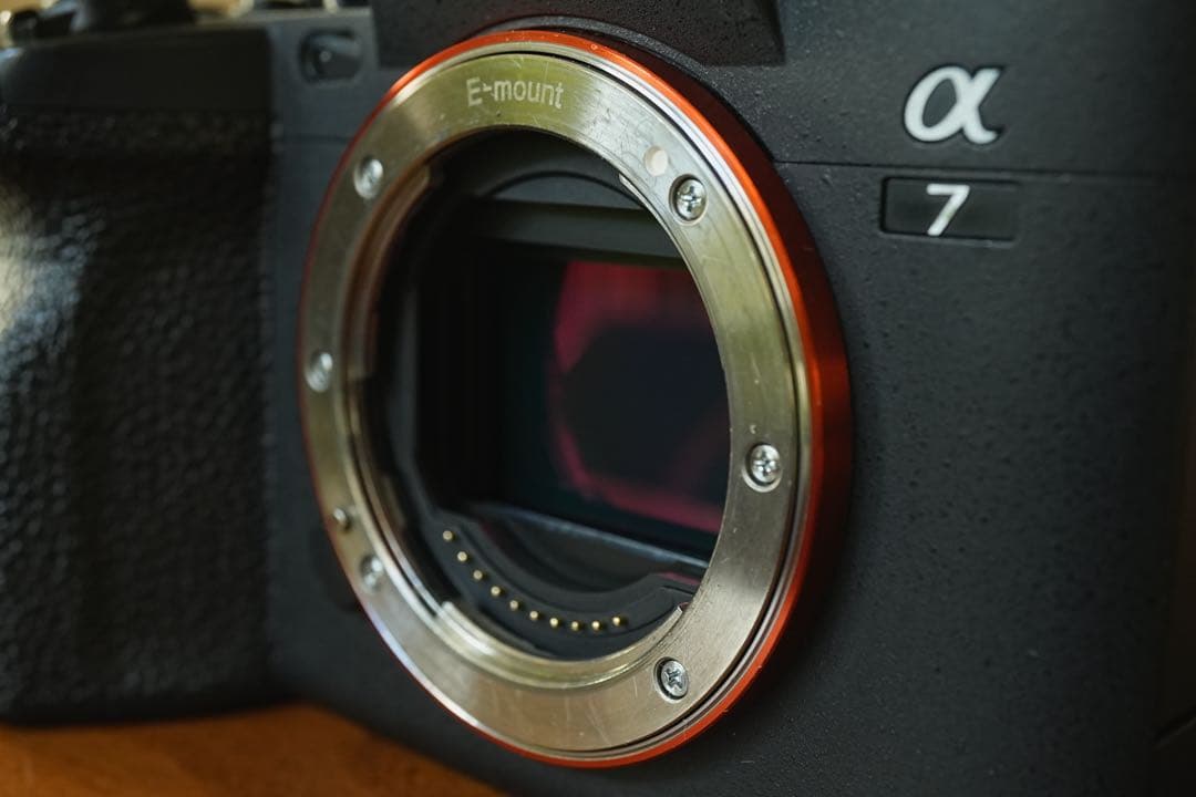 SONY α74 ミラーレスカメラ 本体と付属品