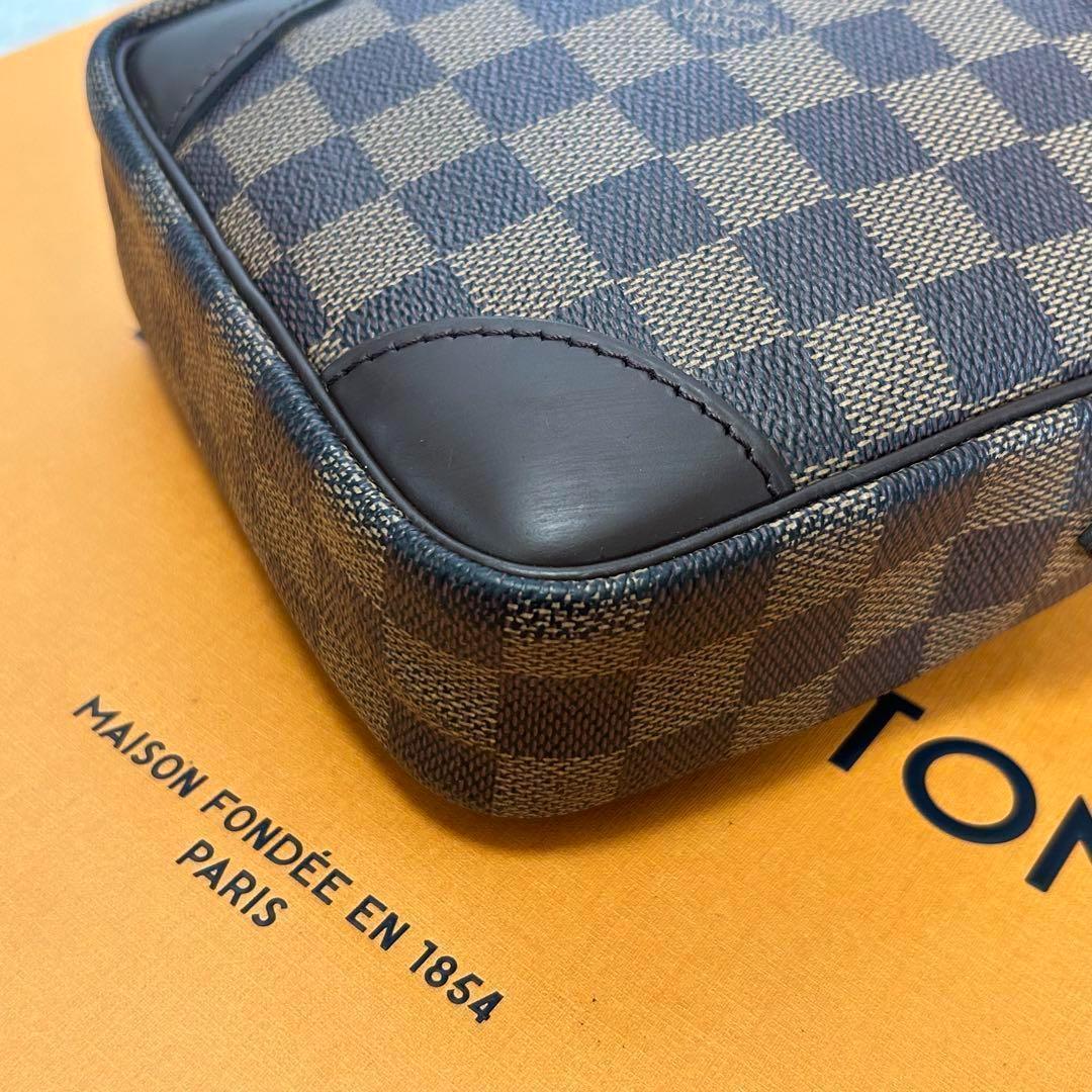 真贋済　ルイヴィトン　ダミエ　ダヌーヴ　ショルダーバッグ　エベヌ