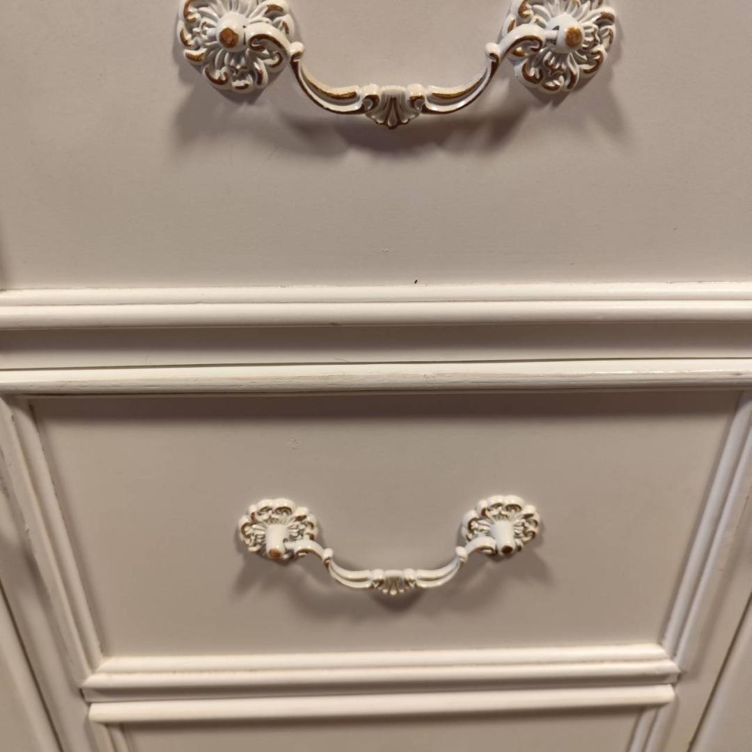 リュバンシュ ロココ アンティーク風 キー付 ホワイト洋服ダンス キャビネット