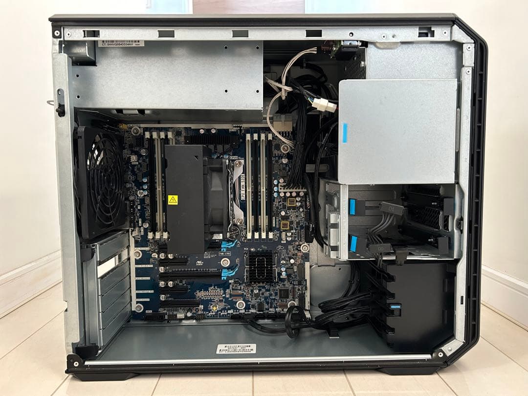 HP Z4 G4 Workstation XEON W-2123 ベアボーン