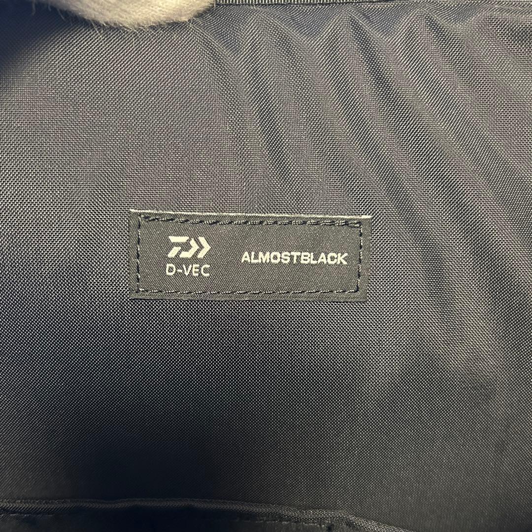 ディーベック オールモストブラック ヘルメットバッグ ショルダーバッグ 黒