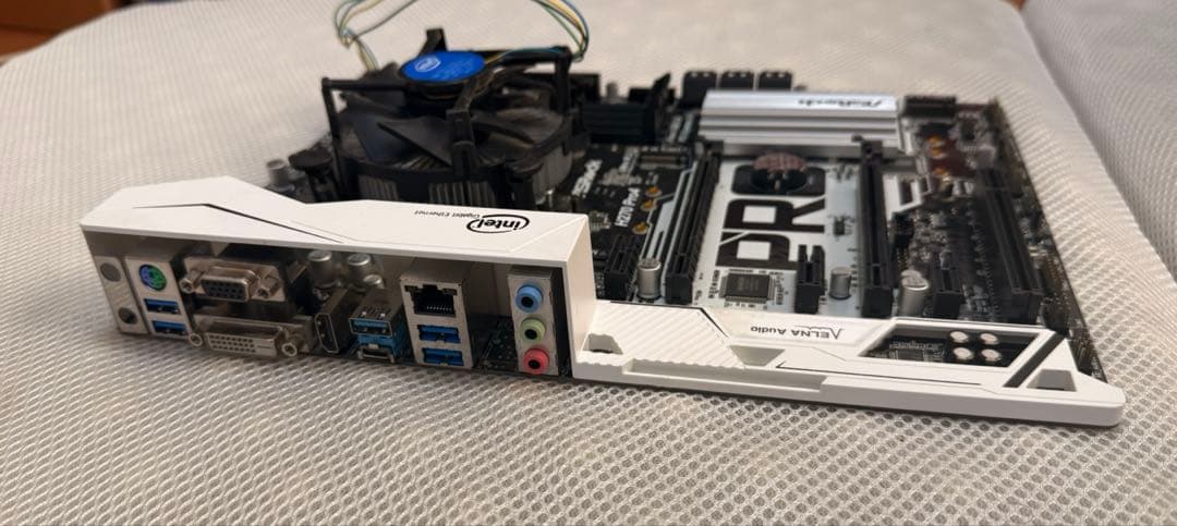 マザーボード ASRock H270 Pro4 + intel core i7 7700