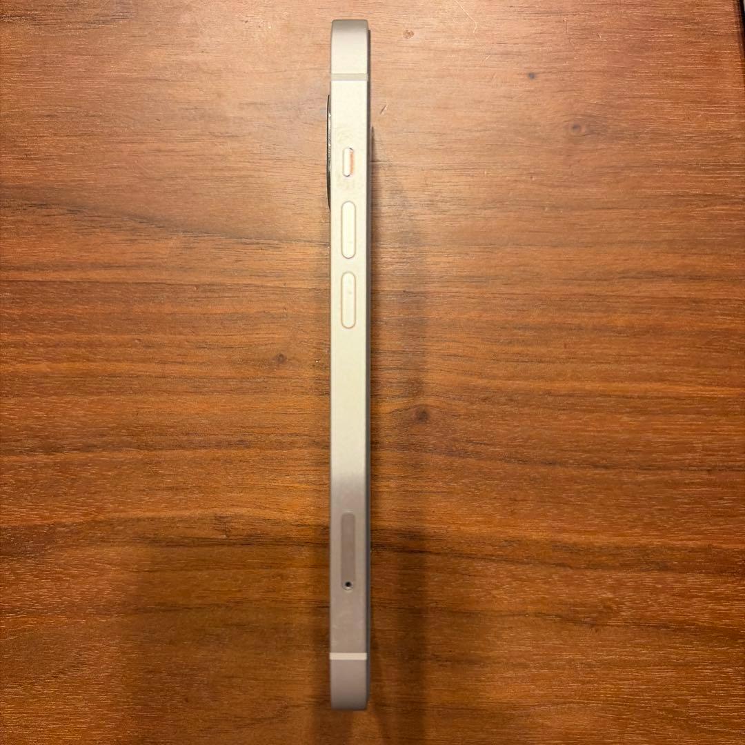 iPhone 13 本体
