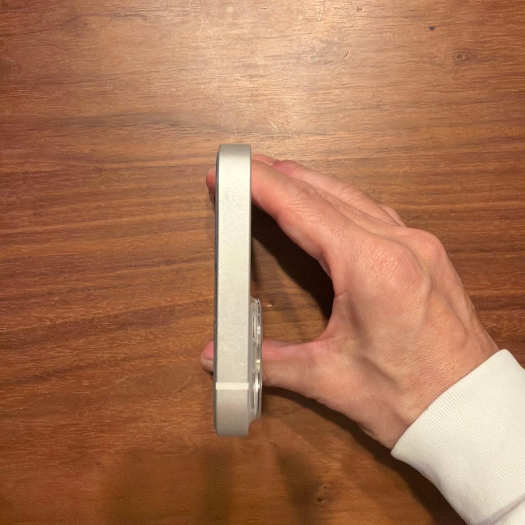 iPhone 13 本体