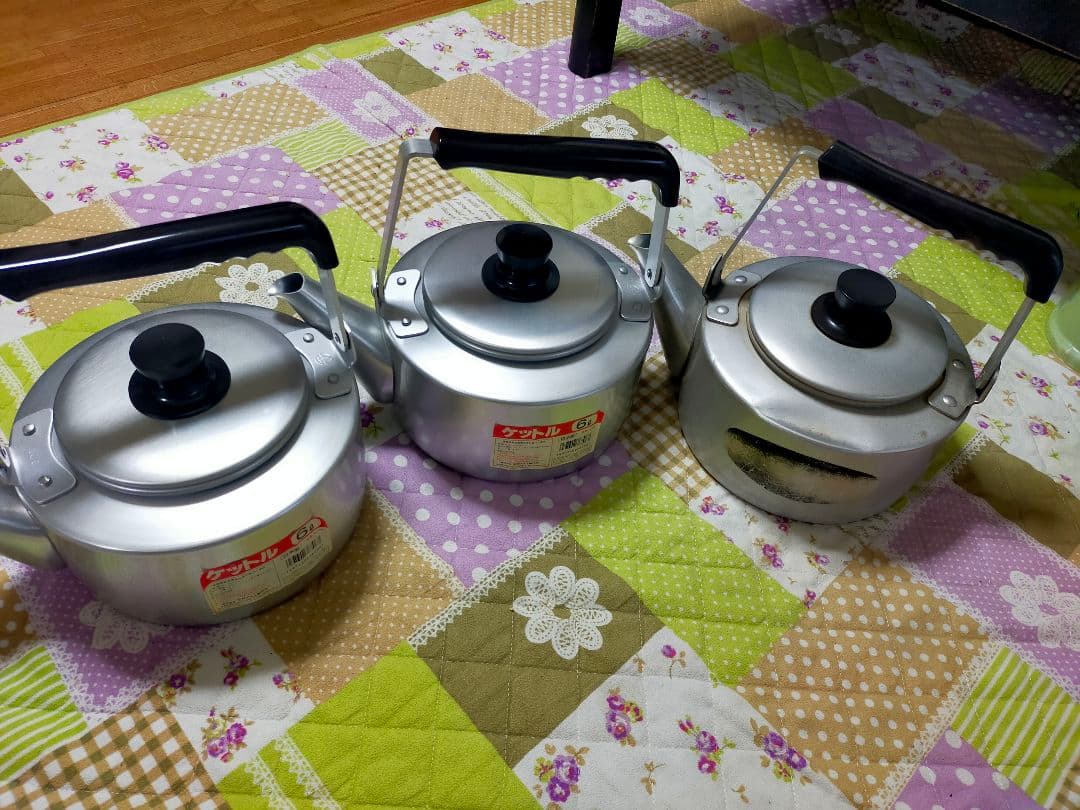 2つの金額です　アルミ　大型ケットル６Ｌ　やかん