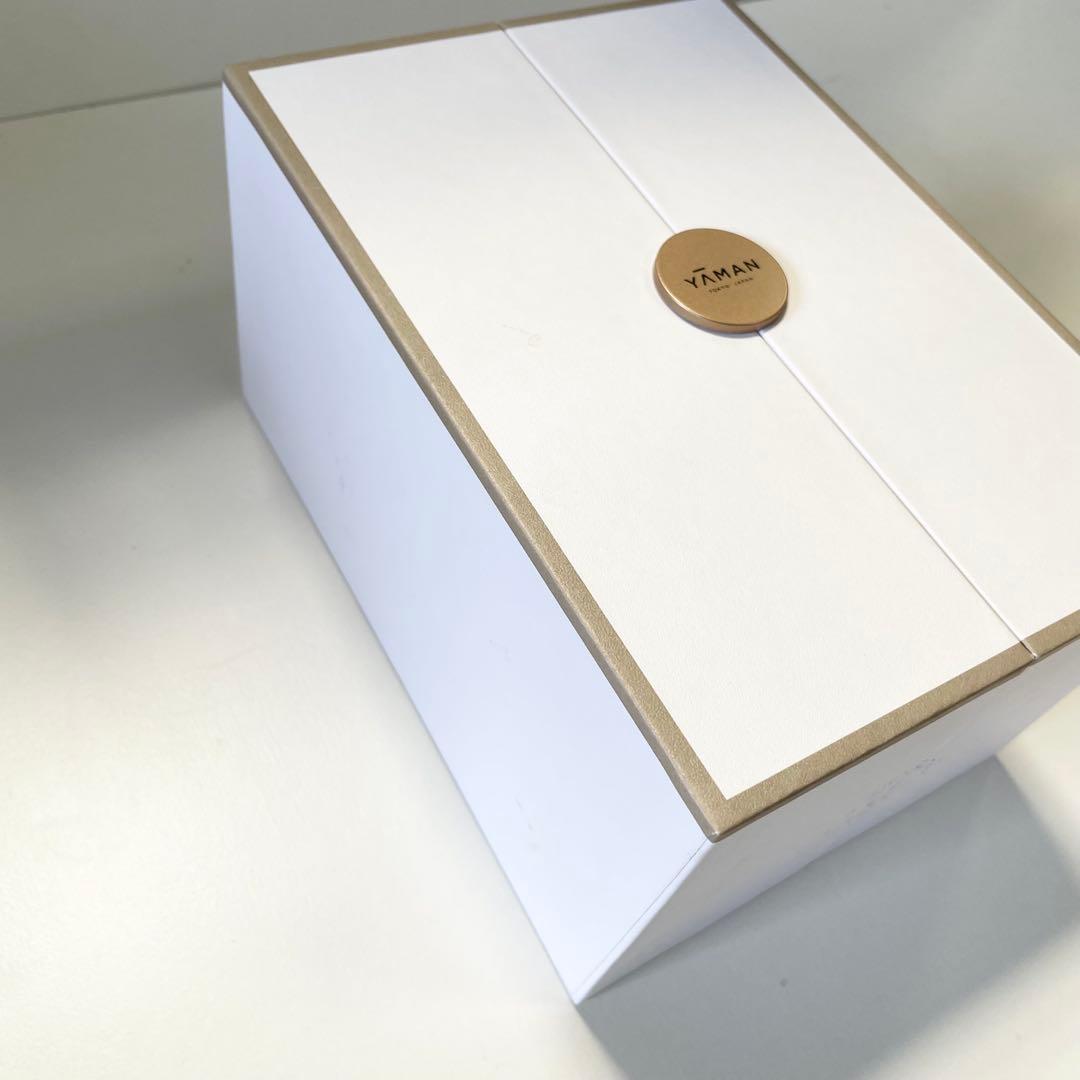 美品 YA-MAN フォトプラスシャイニーネオ　YJFM18N 美顔器