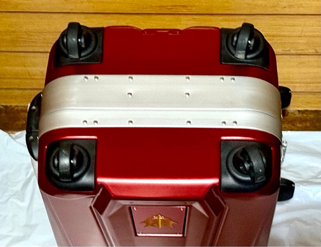 機動戦士ガンダム MS-06S シャア専用ザクⅡ スーツケース CARGOBAG