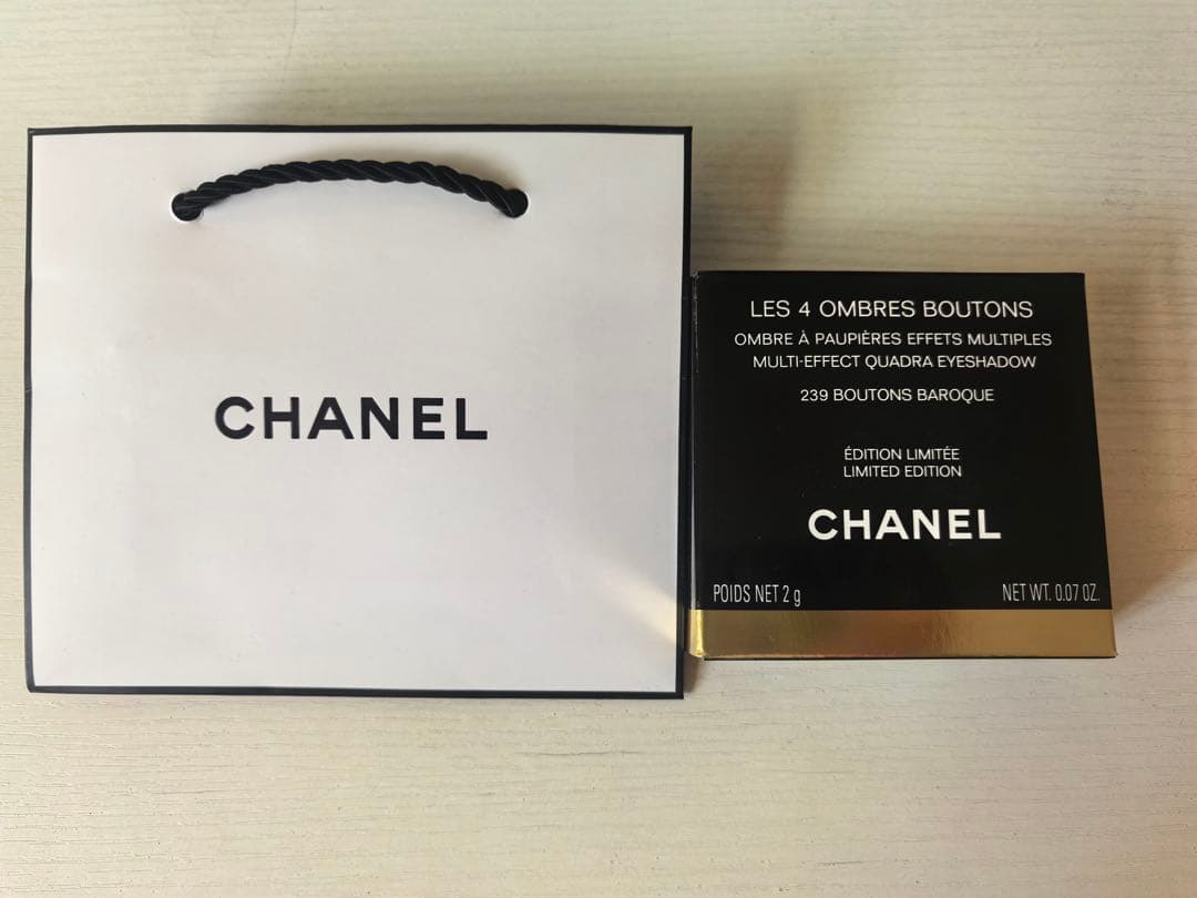 国内正規品CHANEL レ キャトル オンブル ブトン　239 限定　新品未使用