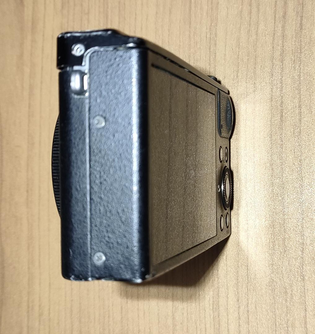 Fujifilm XQ1 コンパクトデジタルカメラ 本体 ジャンク