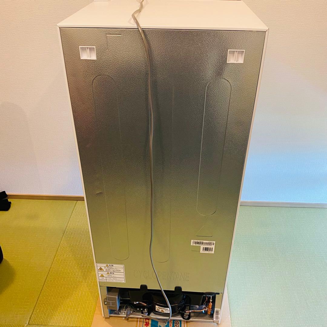 引き取り限定　2025年製　Hisense 冷凍冷蔵庫　HR-B12E4W