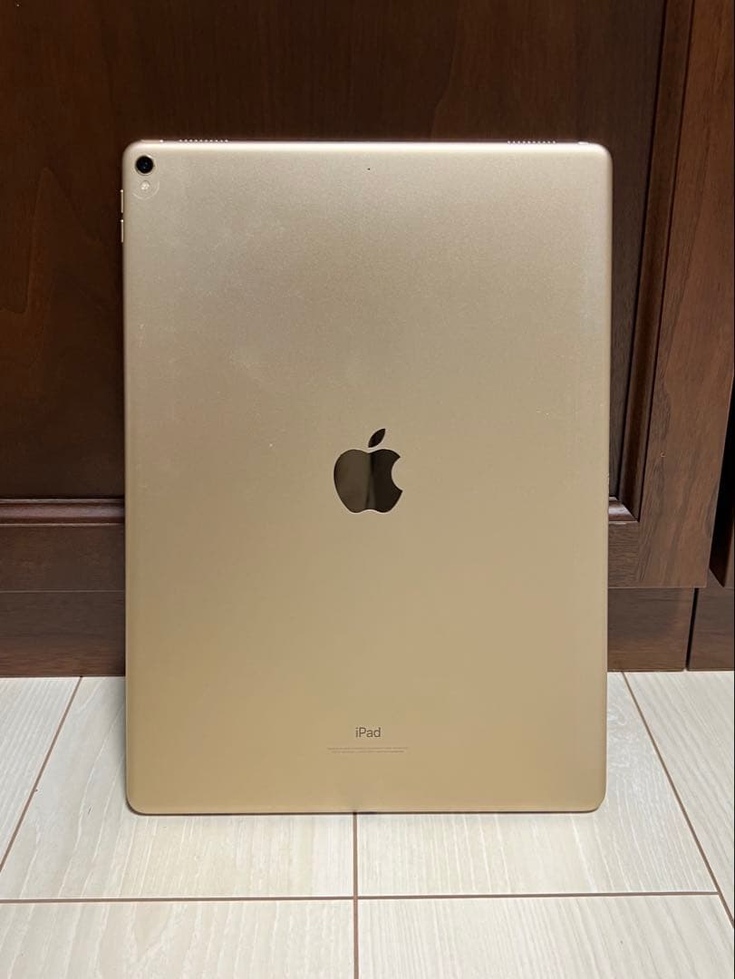 Apple iPad Pro (12.9インチ) 第2世代 ゴールド 256GB