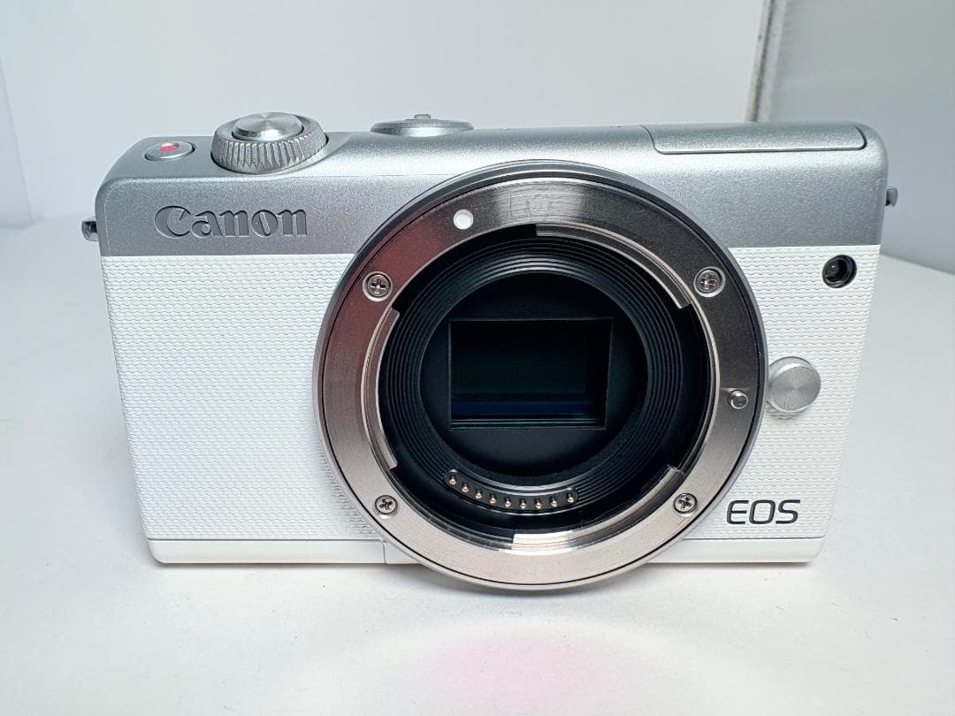 極上品 キヤノン EOS M100 ボディ
