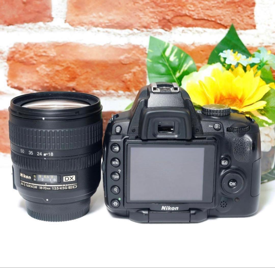 広角から中望遠まで✨Nikon D5000✨反転液晶✨スマホ転送OK✨動画もOK