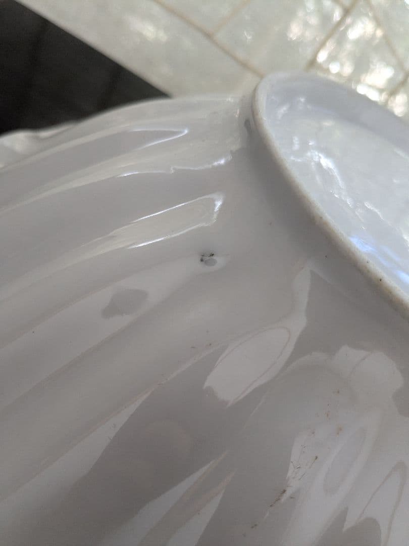 フランスアンティーク　輪花　サラディエ