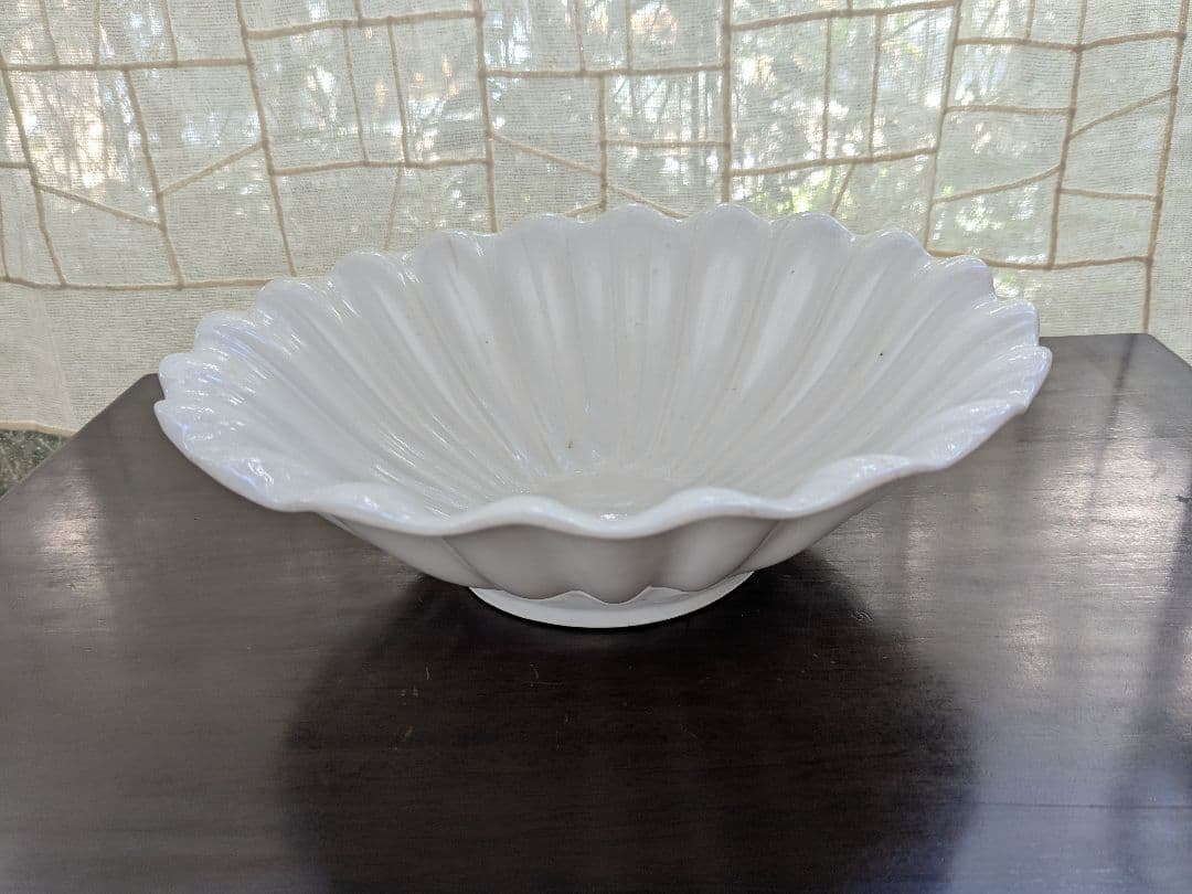 フランスアンティーク　輪花　サラディエ