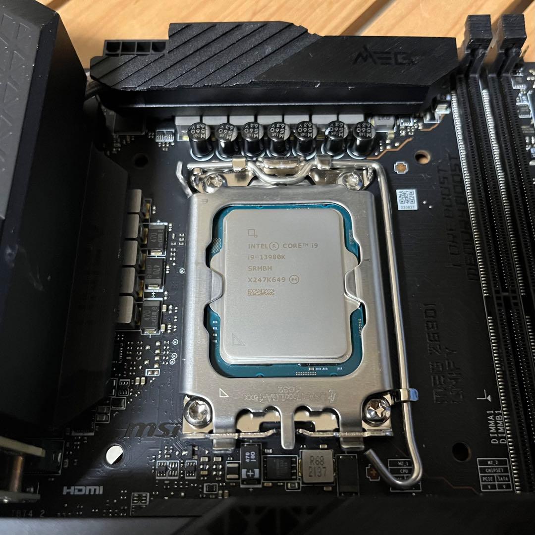 マザーボード Intel Core i9 13900K + MSI Z690I Unify