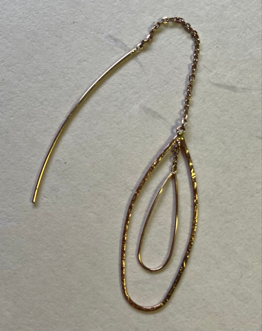 18金ゴールド 2連ドロップ型イヤリング　片耳