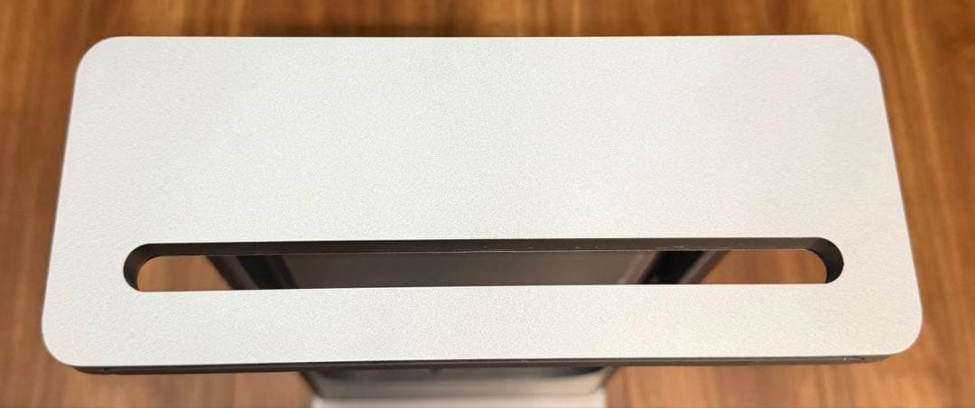 ANKER 675 USB-C Docking Station モニター台