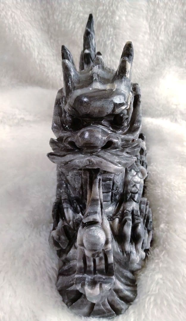 大理石ドラゴンの彫刻置物