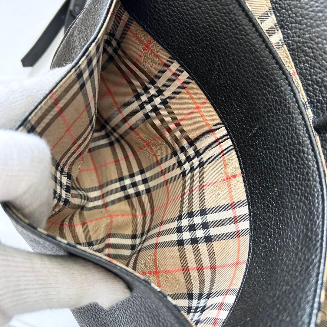 ■美品■BURBERRY ショルダーバッグ　クロスボディ　ブラック　レザー