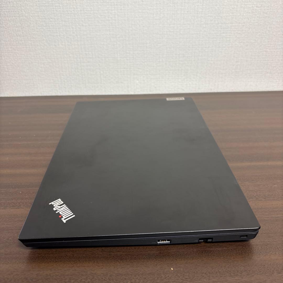 展示機レベル美品！起動時間約10秒！ThinkPad高性能15.6型ノート