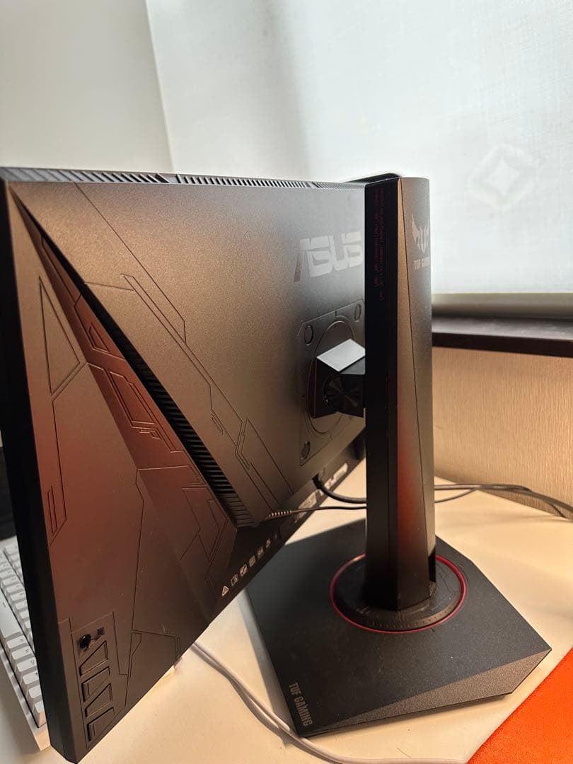 ASUS TUF 24.5インチ 240Hz ゲーミングモニター IPS