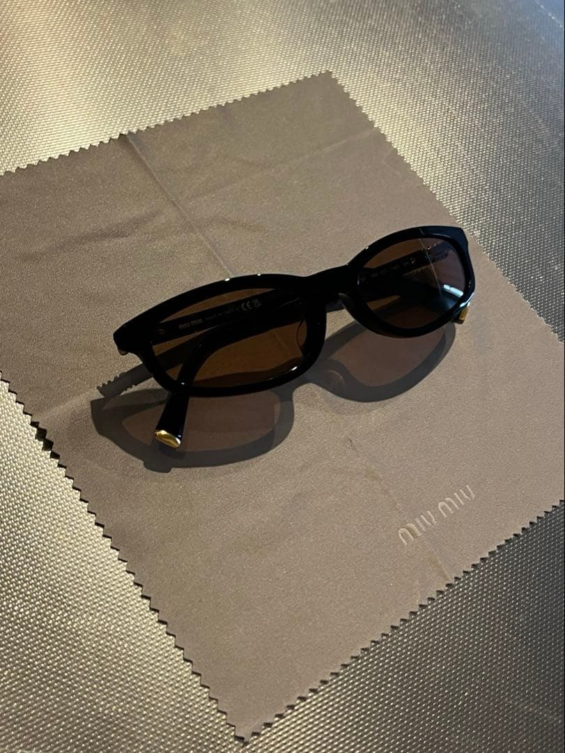 正規品　miu miu サングラス レディース　メンズ