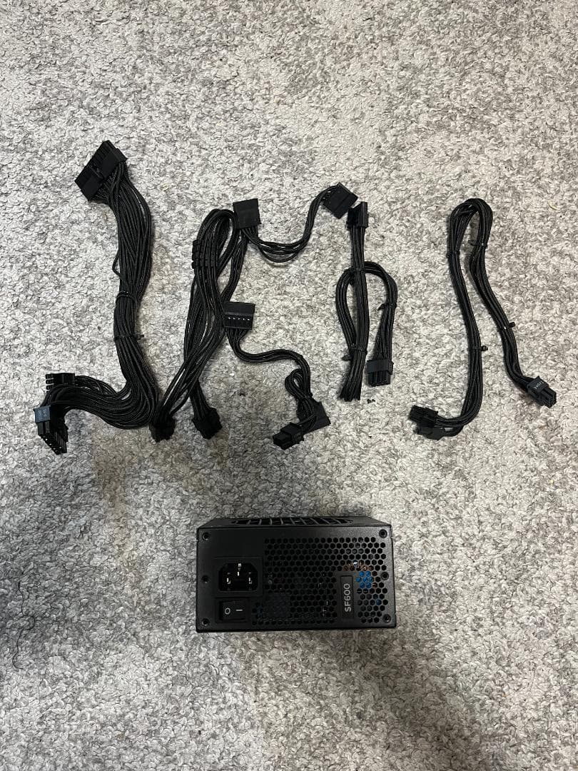 Corsair SF600 SFX電源ユニット 600W