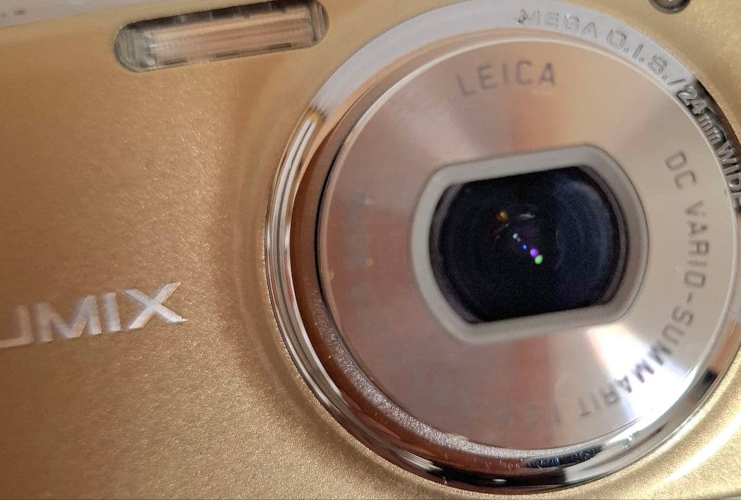 [美品]パナソニック Panasonic LUMIX DMC-FX77 コンデジ