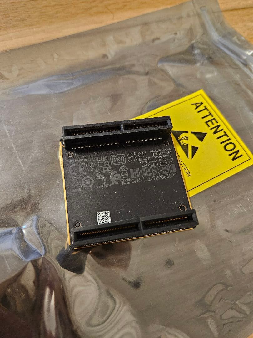 グラフィックボード・グラボ・ビデオカード NVIDIA NVLink Bridge