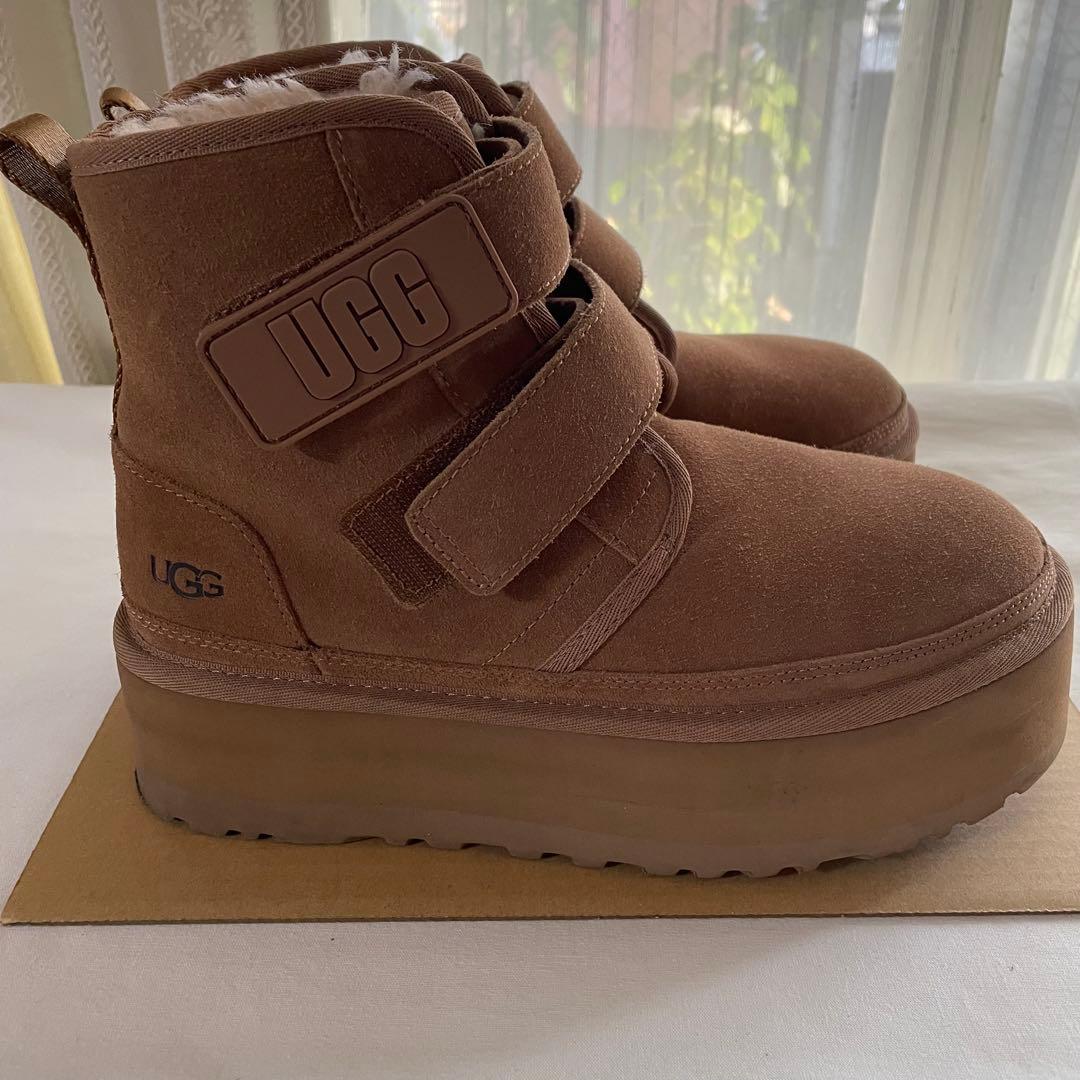 美品 UGG アグ　厚底ブーツ　アグ ニューメル プラットフォーム 8サイズ