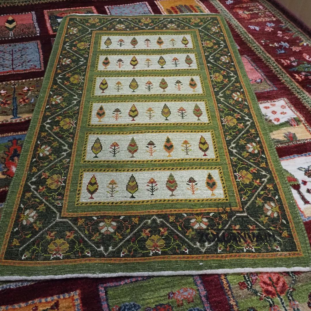 ゾランヴァリ　ギャッベ（ルリバフ）・玄関マットサイズ