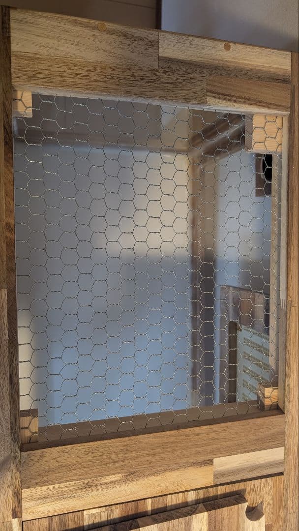 アカシア集成材15ミリ幅90縦45奥行45全面アクリル板仕様 蜜蝋オイル仕上げ！