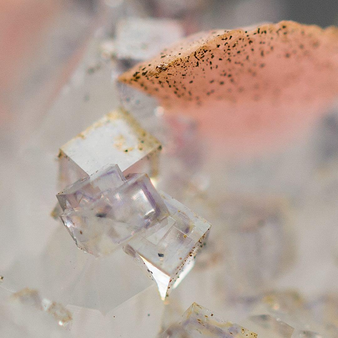 中国 ロードクロサイト フローライト 天然石 原石 鉱物標本 鉱石 蛍石 713