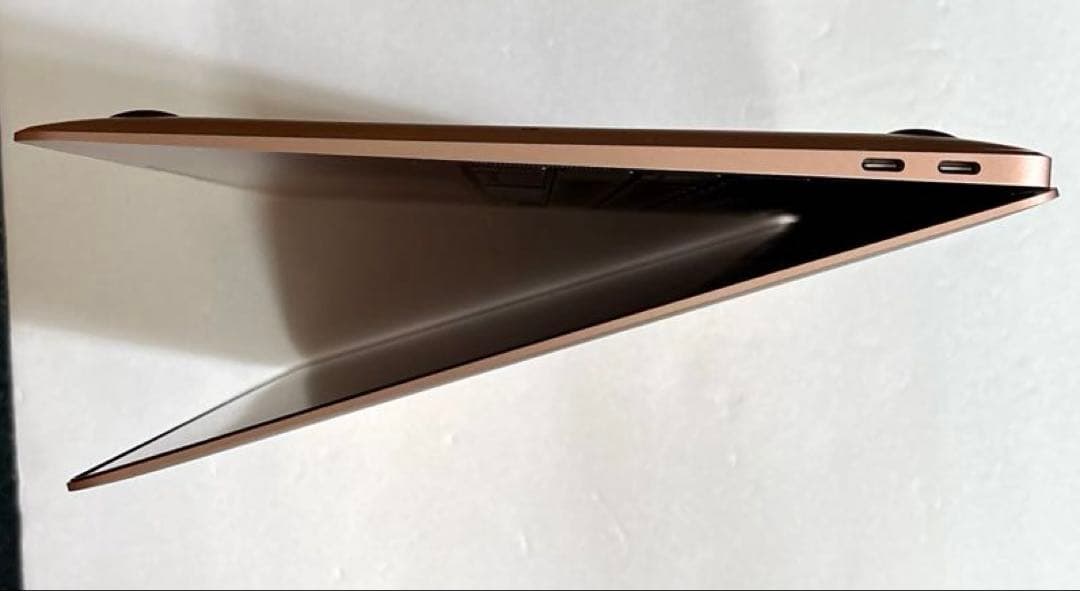 MacBook Air (M1, 2020)ゴールド 8GB/256GB SSD