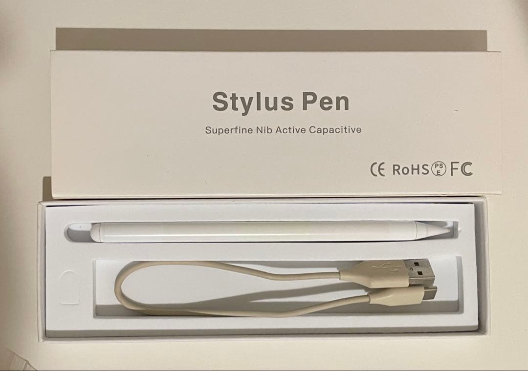 Apple iPad (第６世代) 32GB シルバー　タッチペンとカバー付き