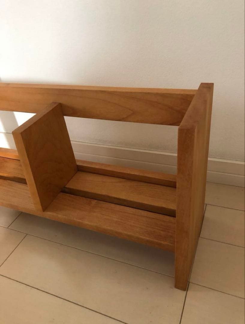 イクスス　書棚