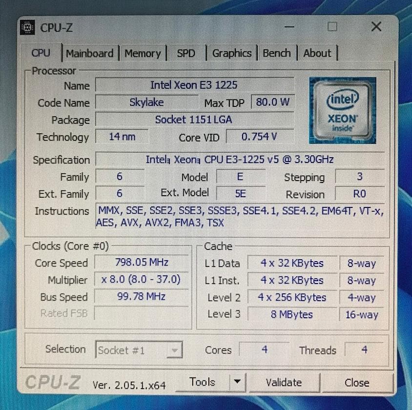 動作 HP Z240 SFF (E3-1225v5/8GB/Win11Pro)