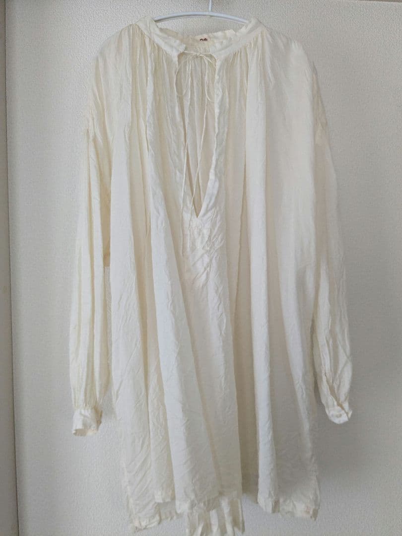 も*も様 ARTS＆SCIENCE　ギャザー　チャーチ　スモック　ブラウス　シル