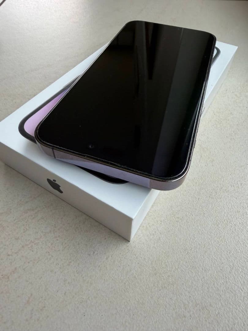 iPhone14promax 本体 ケース、ガラスフィルム付き