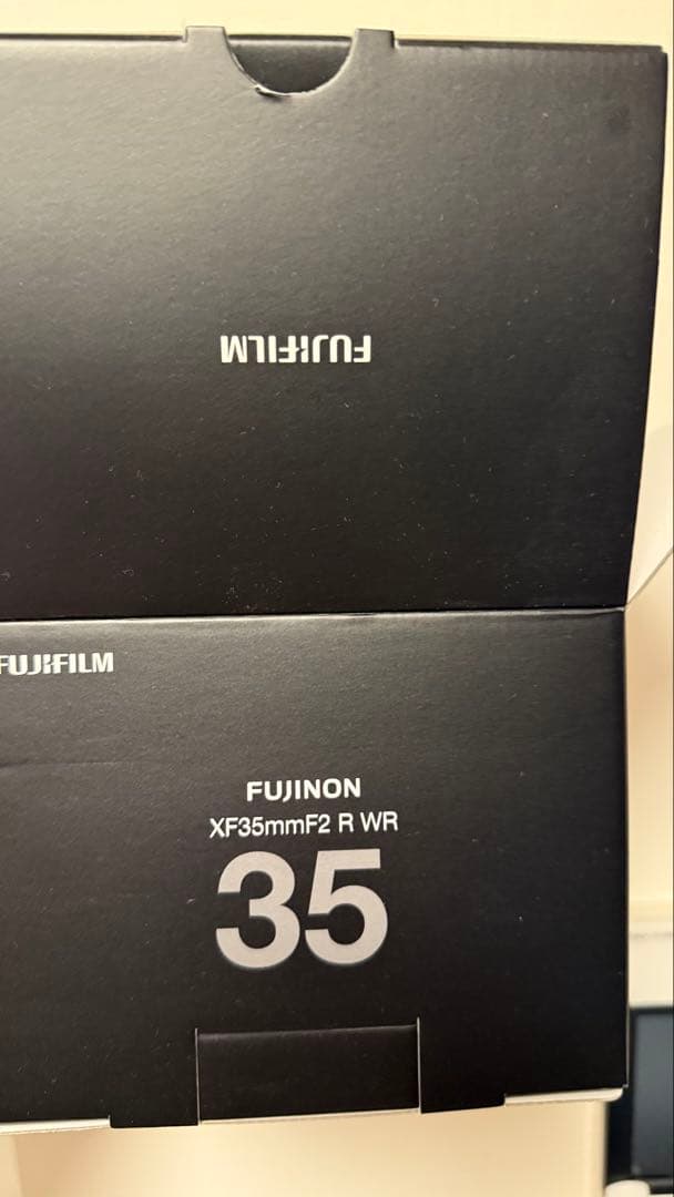 FUJINON XF 35mm F2 R WR レンズ