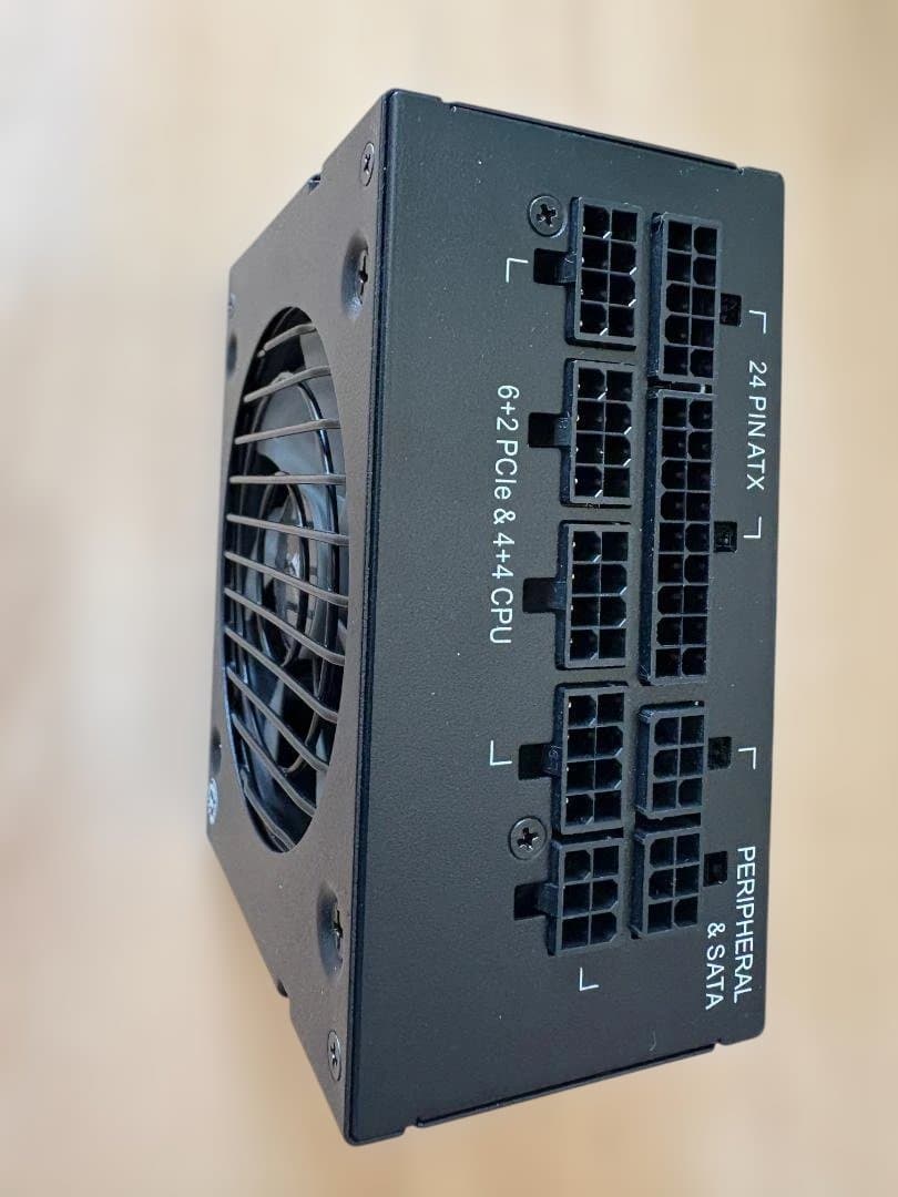 Corsair SF750 750W 電源ユニット