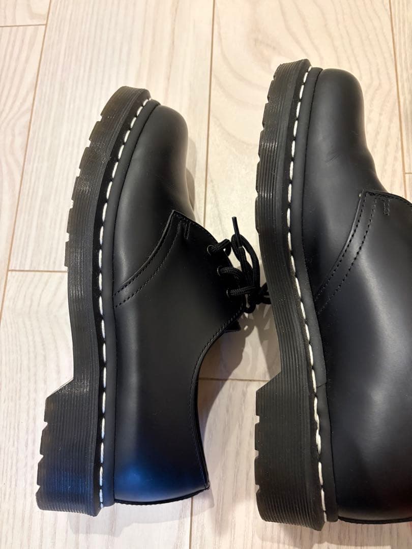 ドクターマーチン Dr.Martens ホワイトステッチ 3 ホール 24cm